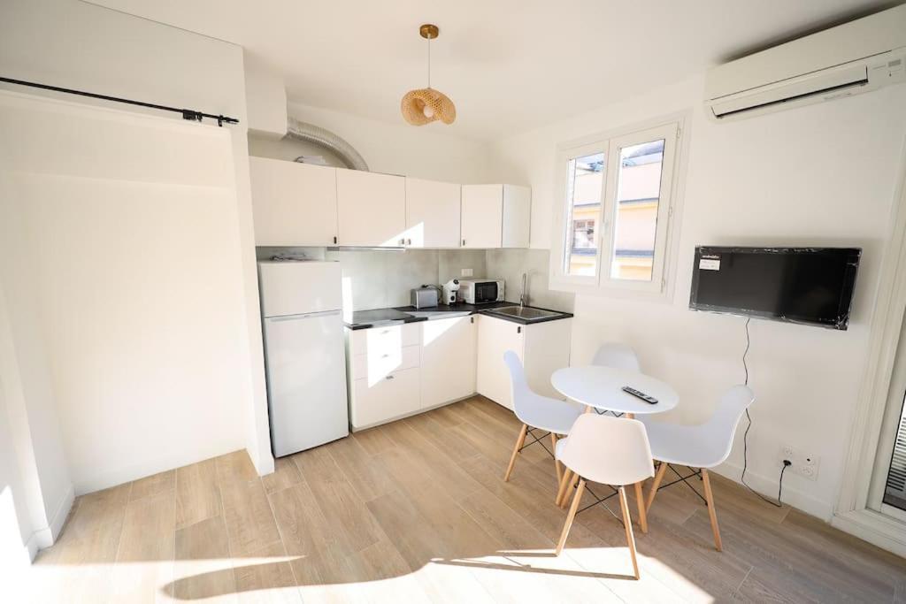 Апартаменты Cosy Pied A Terre Rue Corneille, Coeur Marseille, 4 Pers, 2 Ch Экстерьер фото